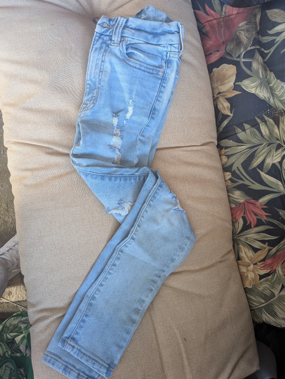 Aeropostale Light Blue Distressed Skinny Jeans